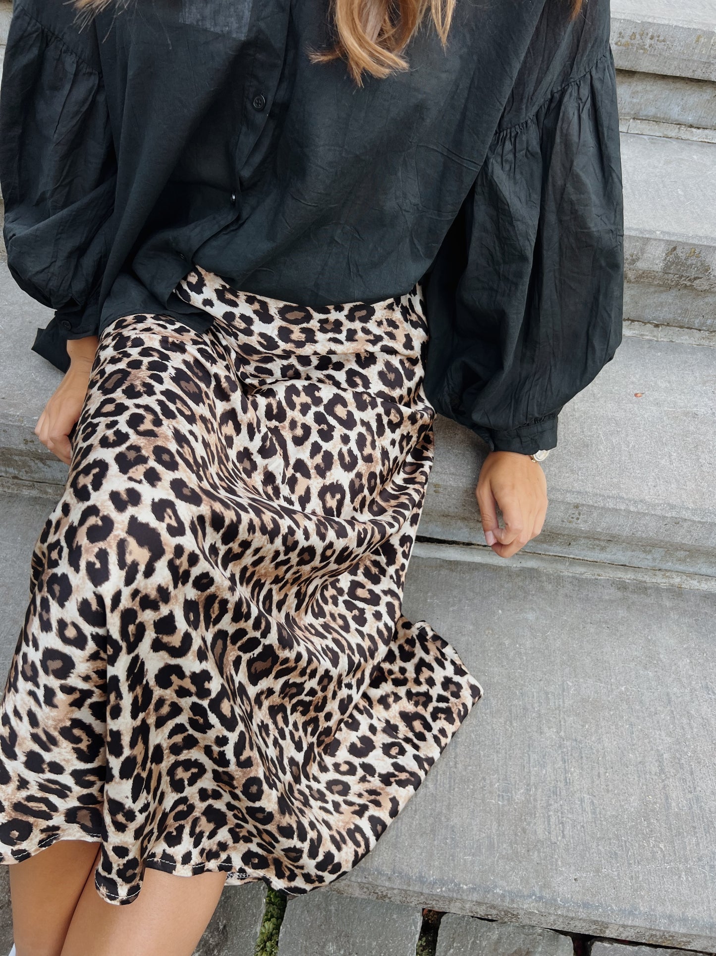 Milou leopard skirt