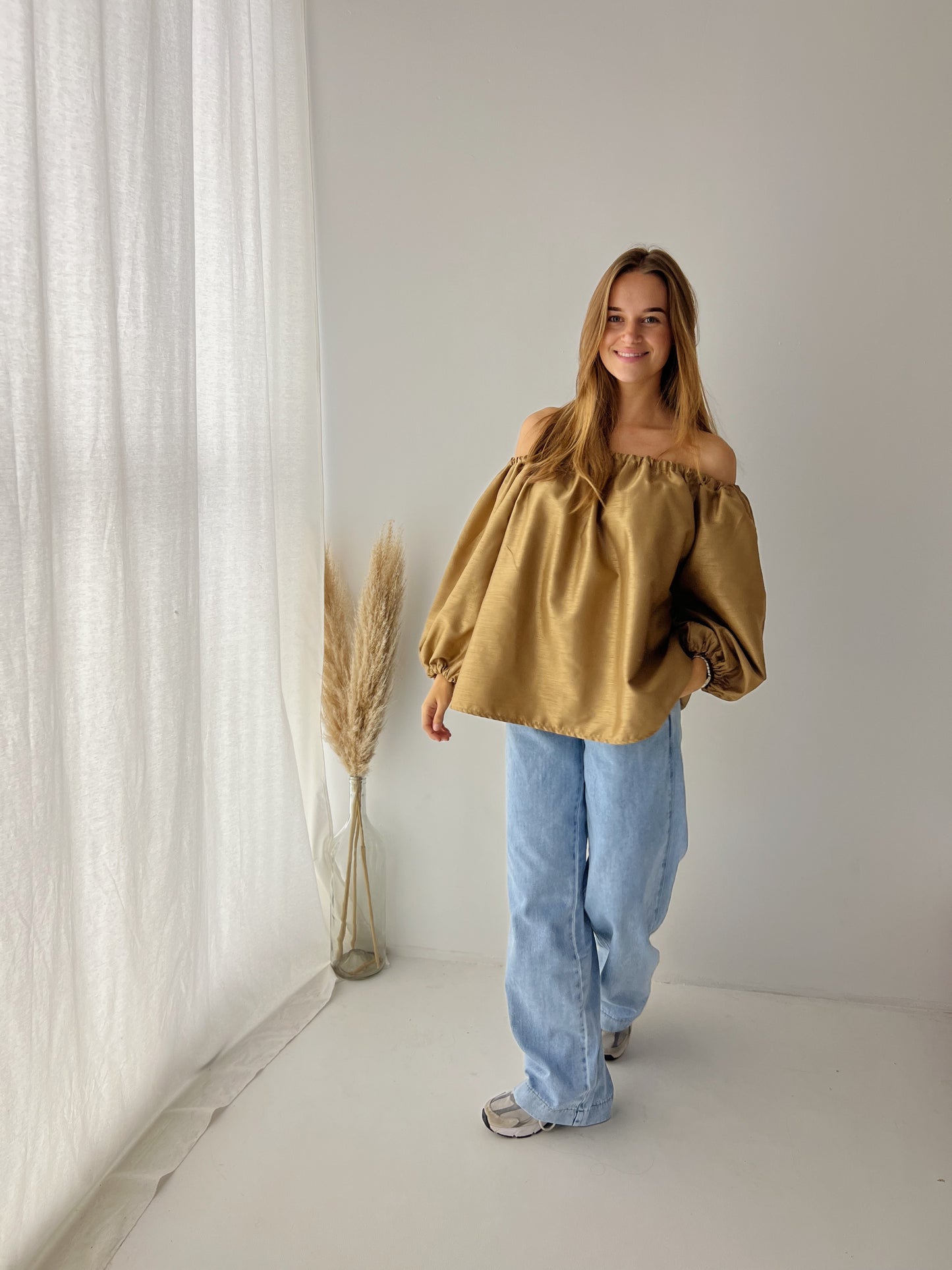 Blaire blouse camel