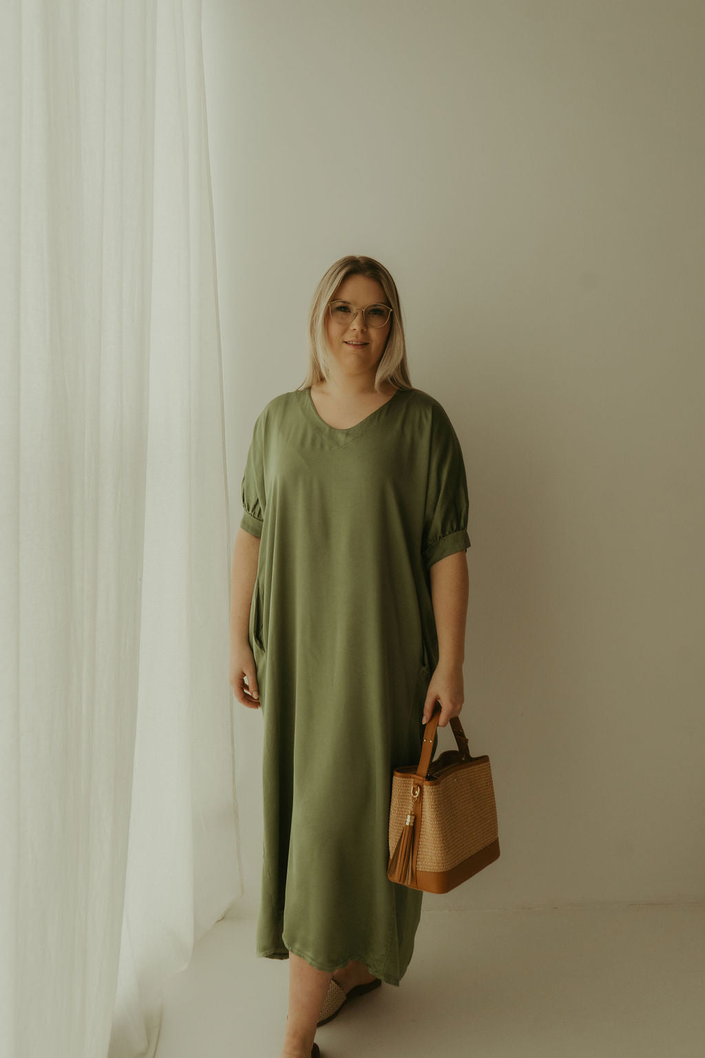 Mirla dress khaki